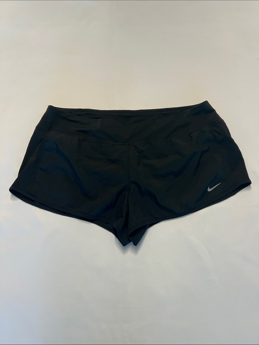 Nike Women's Black Performance Running Shorts with waist band back pocket XL